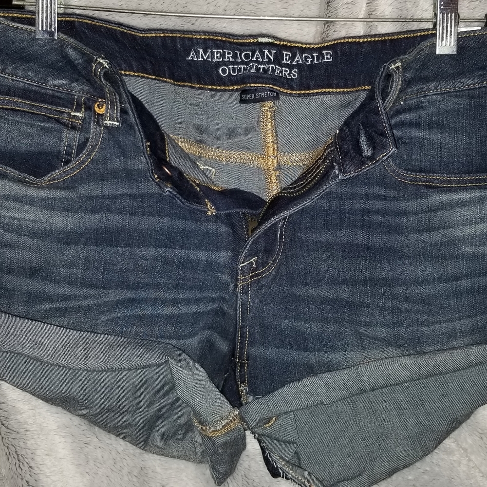 American eagle short